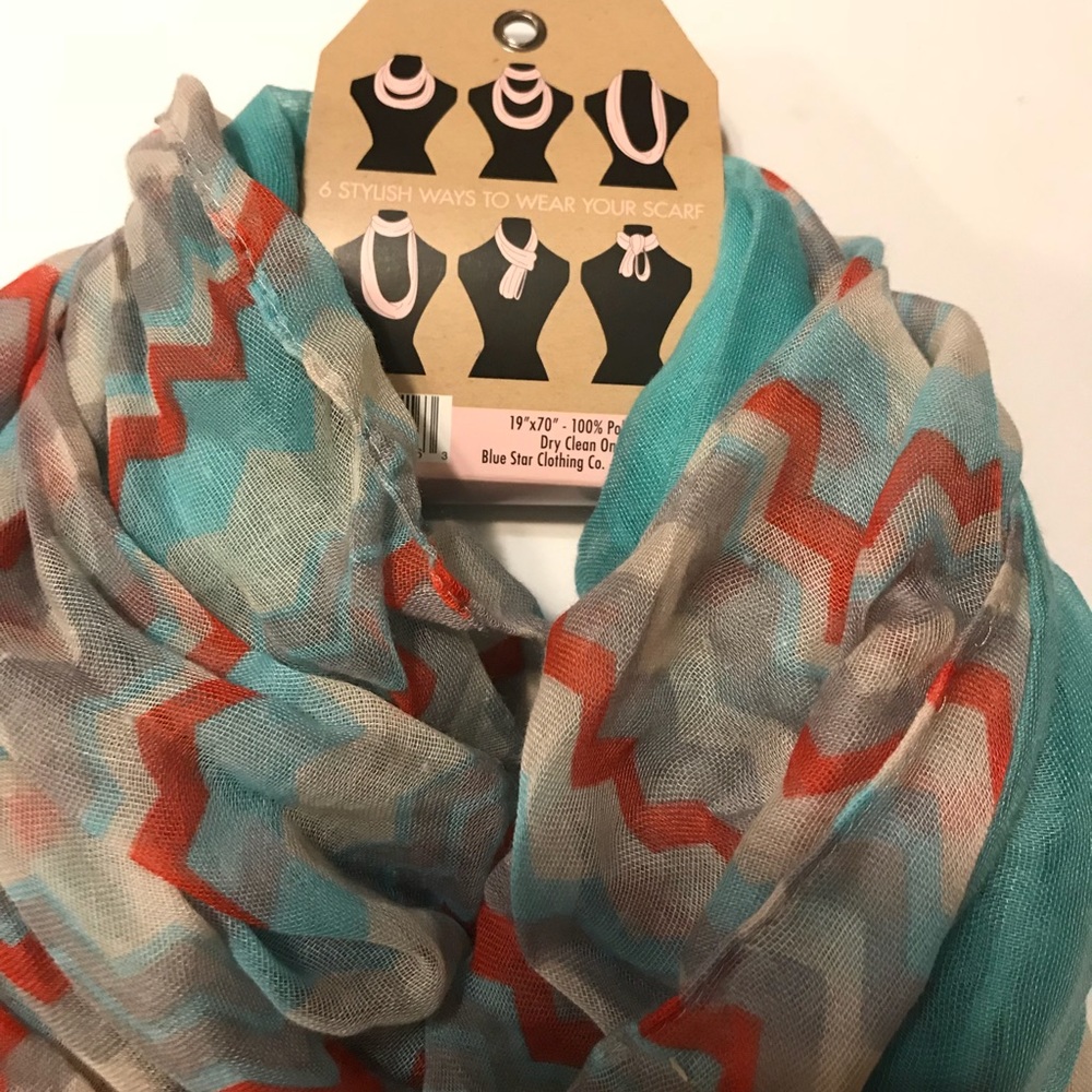2 infinity loop scarves. Blue star clothing.